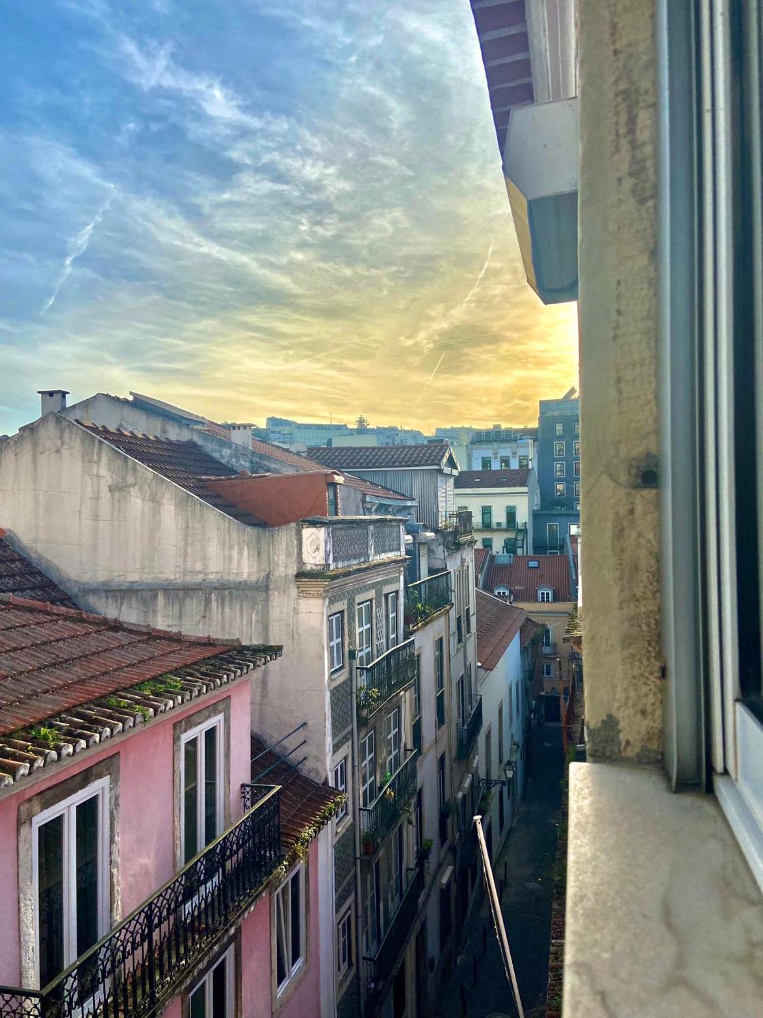 Central Avenida Liberdade 3 Lisbon Exterior photo